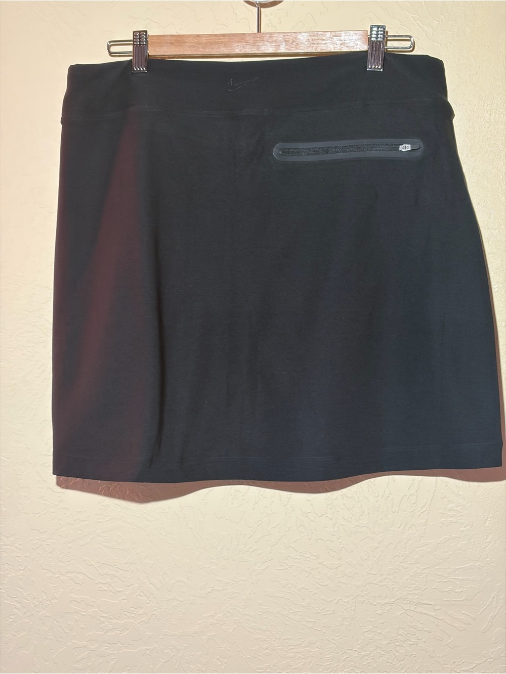 Nike Golf Tour Women's Athletic Skort with Zip Pockets - Picture 2 of 8